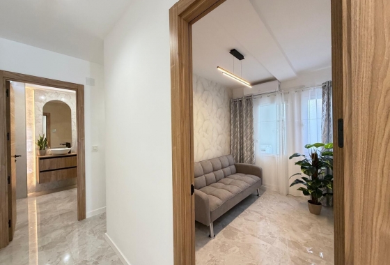 Rynek Wtórny - Poddasze - Torrevieja - Playa del Cura