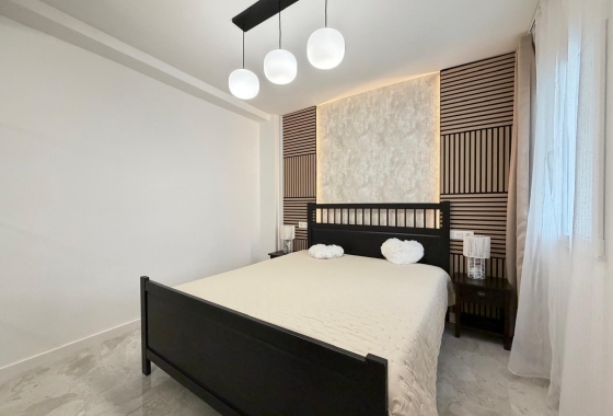 Rynek Wtórny - Poddasze - Torrevieja - Playa del Cura