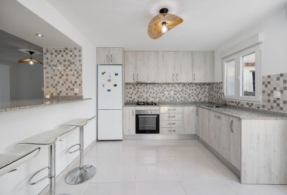 Rynek Wtórny - Willa - Los Montesinos - La Herrada