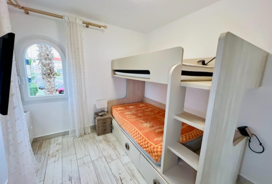 Resale - Apartment / flat - Torrevieja - Torreblanca