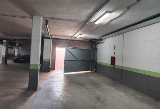 Reventa - Garaje - Torrevieja - LA MATA