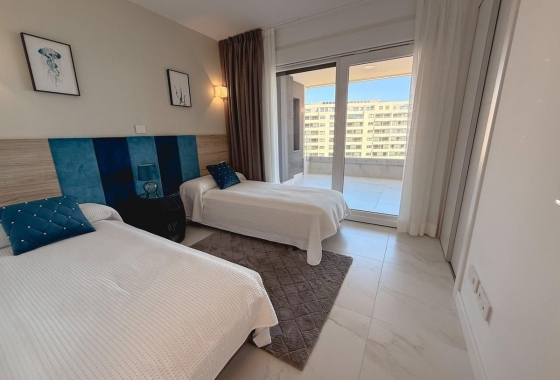 Resale - Apartment / flat - Punta Prima