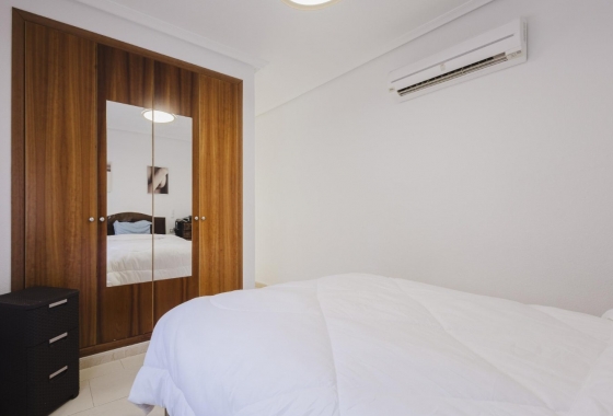 Rynek Wtórny - Willa - Torrevieja - Nueva Torrevieja - Aguas Nuevas