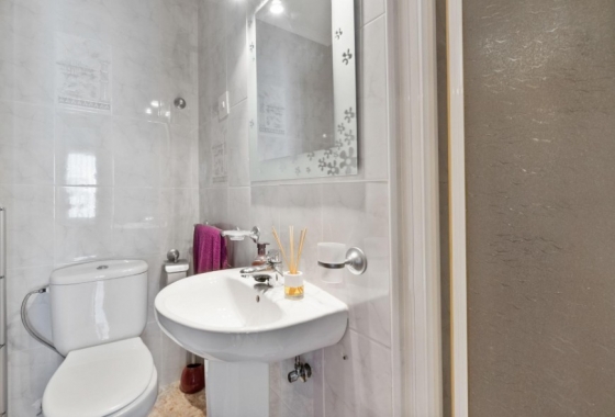 Resale - Apartment / flat - Torrevieja - City Center