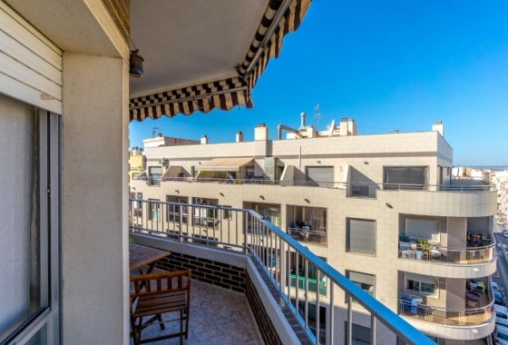Resale - Apartment / flat - Torrevieja - City Center