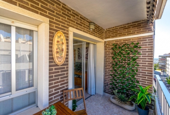 Resale - Apartment / flat - Torrevieja - City Center