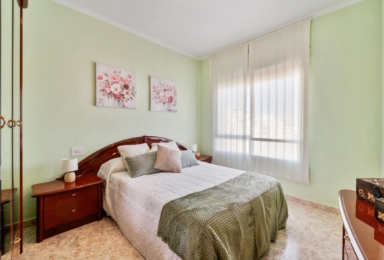 Resale - Apartment / flat - Torrevieja - City Center