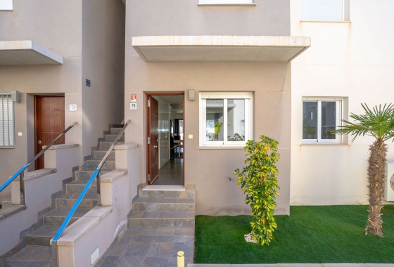 Rynek Wtórny - Bungalow - Torrevieja - Nueva Torrevieja - Aguas Nuevas