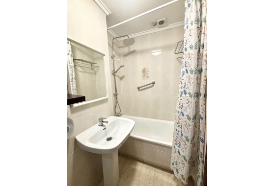 Rynek Wtórny - Apartament - Torrevieja - Playa Acequion