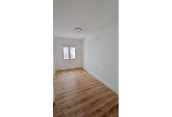 Resale - Apartment / flat - Torrevieja - City Center