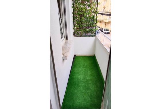 Resale - Apartment / flat - Torrevieja - City Center