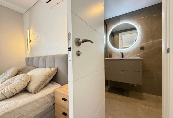 Rynek Wtórny - Apartament - Torrevieja - Punta prima
