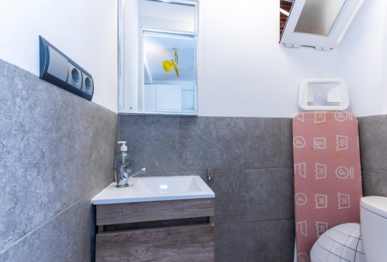 Resale - Apartment / flat - Torrevieja - Torrevieja - Playa del Cura