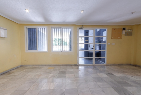 Resale - Apartment / flat - Torrevieja - Torrevieja - Playa del Cura