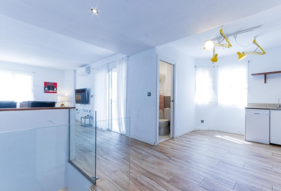 Resale - Apartment / flat - Torrevieja - Torrevieja - Playa del Cura