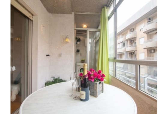 Reventa - Apartamento / piso - Santa Pola