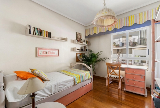 Reventa - Apartamento / piso - Torrevieja - Centro