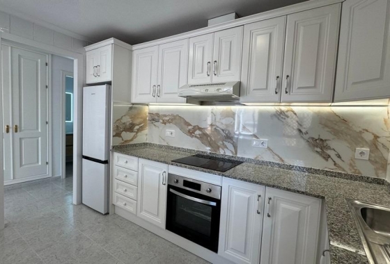 Resale - Apartment / flat - Orihuela Costa