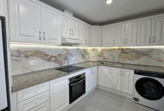 Resale - Apartment / flat - Orihuela Costa
