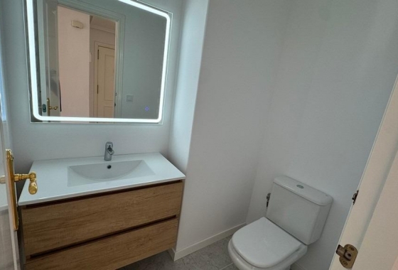 Resale - Apartment / flat - Orihuela Costa