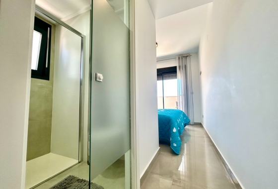 Reventa - Apartamento / piso - Pilar de la Horadada