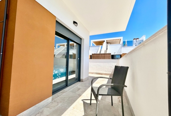 Reventa - Apartamento / piso - Pilar de la Horadada