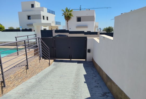 Reventa - Villa - San Miguel de Salinas