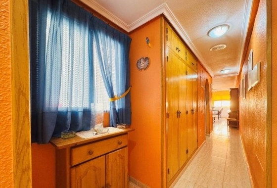Resale - Apartment / flat - Torrevieja - LA MATA
