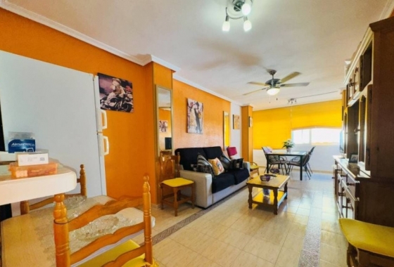 Resale - Apartment / flat - Torrevieja - LA MATA