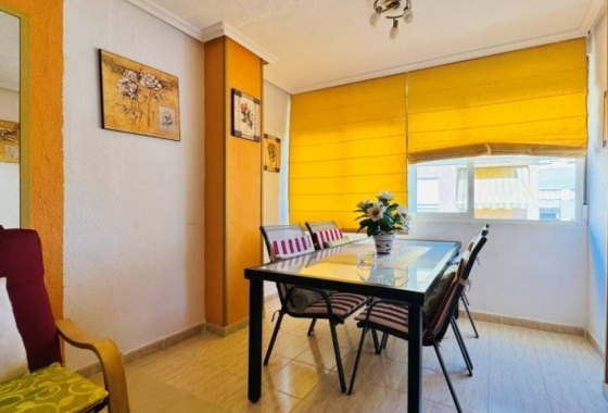Resale - Apartment / flat - Torrevieja - LA MATA