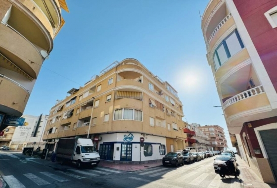 Resale - Apartment / flat - Torrevieja - LA MATA