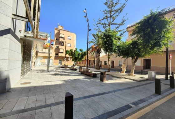 Resale - Apartment / flat - Torrevieja - LA MATA