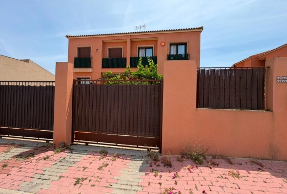Reventa - Villa - Torrevieja - Los Balcones