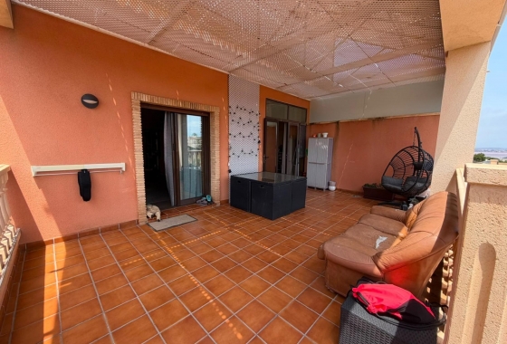 Reventa - Villa - Torrevieja - Los Balcones