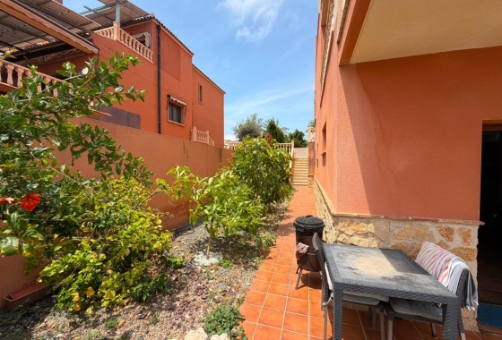 Reventa - Villa - Torrevieja - Los Balcones