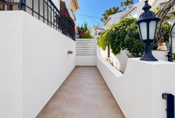 Rynek Wtórny - Bungalow - Torrevieja - Nueva Torrevieja - Aguas Nuevas