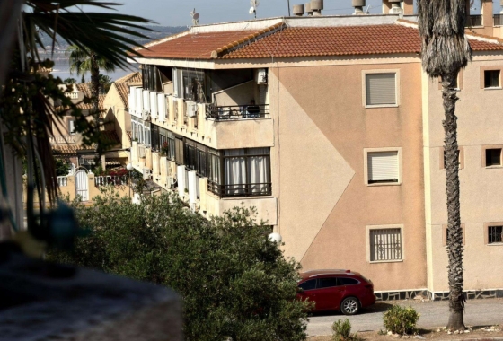 Reventa - Estudio - Torrevieja - La Siesta - El Salado -  Torreta