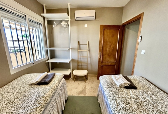Reventa - Villa - Orihuela Costa - La Zenia
