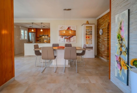 Resale - Villa - Orihuela Costa - Los Dolses