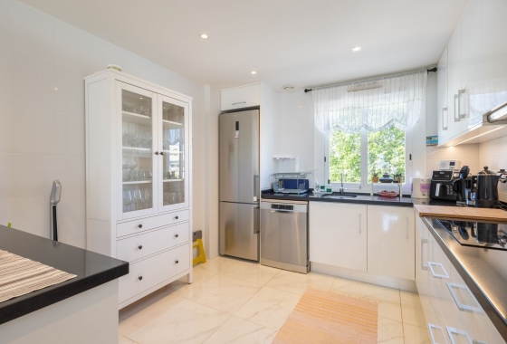 Rynek Wtórny - Apartament - Torrevieja -  Urbanizacja