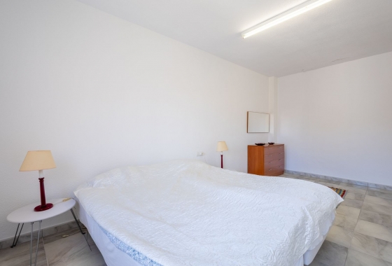 Resale - Apartment / flat - La Mata
