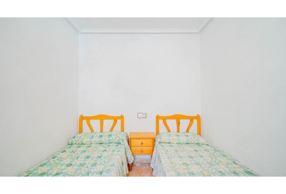 Resale - Bungalow - Torrevieja - El Chaparral