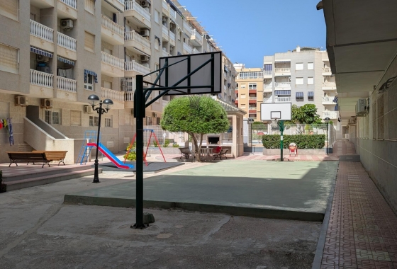 Reventa - Apartamento / piso - Torrevieja - Playa del Cura
