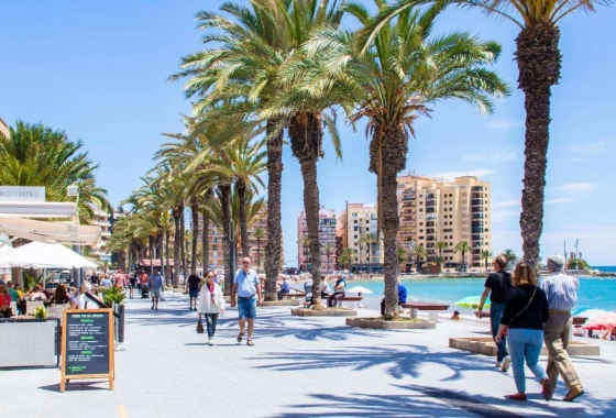 Reventa - Apartamento / piso - Torrevieja - Playa del Cura