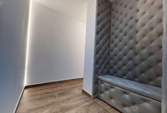 Reventa - Apartamento / piso - Torrevieja - Playa del Cura