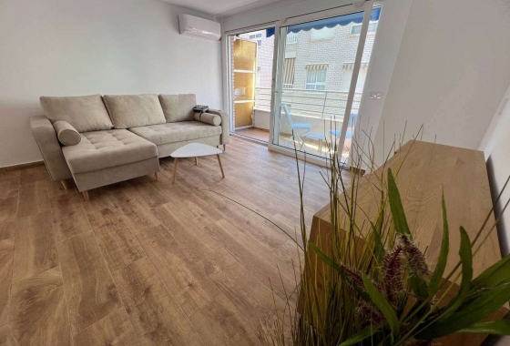 Reventa - Apartamento / piso - Torrevieja - Playa del Cura