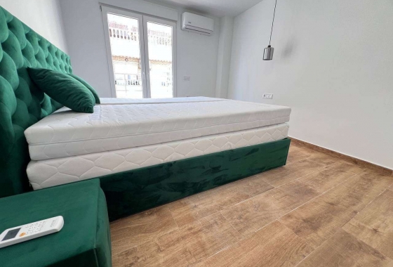 Reventa - Apartamento / piso - Torrevieja - Playa del Cura