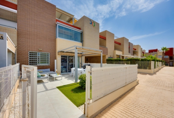Rynek Wtórny - Bungalow - Torrevieja - Nueva Torrevieja - Aguas Nuevas