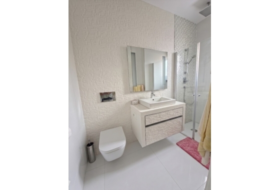 Reventa - Apartamento / piso - Guardamar del Segura