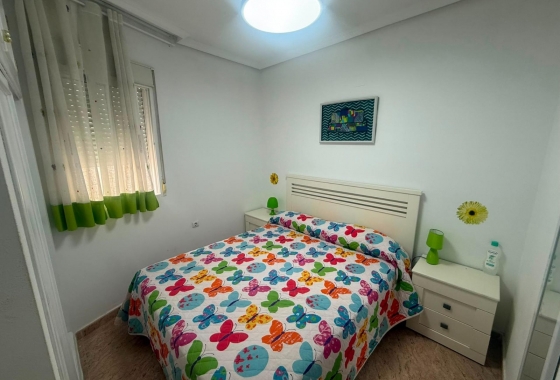 Rynek Wtórny - Poddasze - Torrevieja - Torrevieja - Playa de los Locos